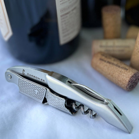 CARBON-E6 wine key with built-in foil cutter for clean, efficient opening