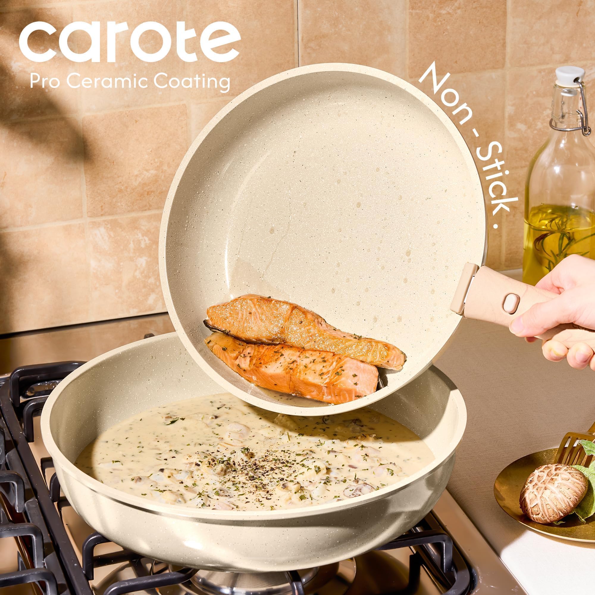 CAROTE 10-inch fry pan with even heating for browning.