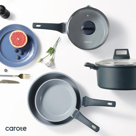 CAROTE 14-pc ceramic set: pan protectors for storage and protection.