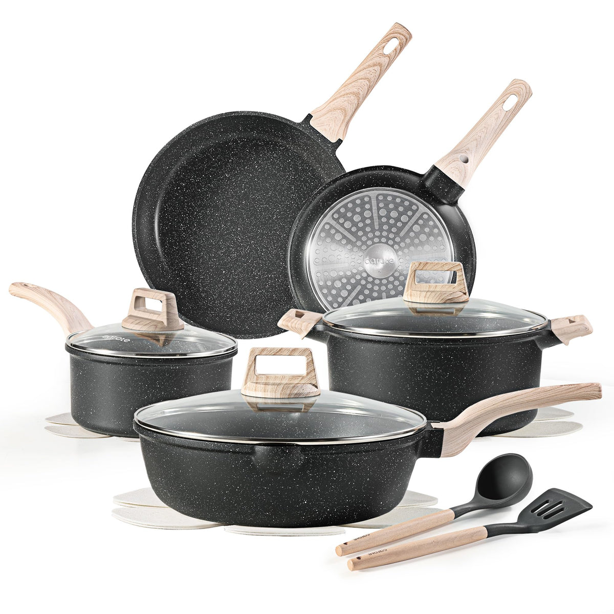 CAROTE 14p cookware set 8in fry pan for quick searing and easy release.