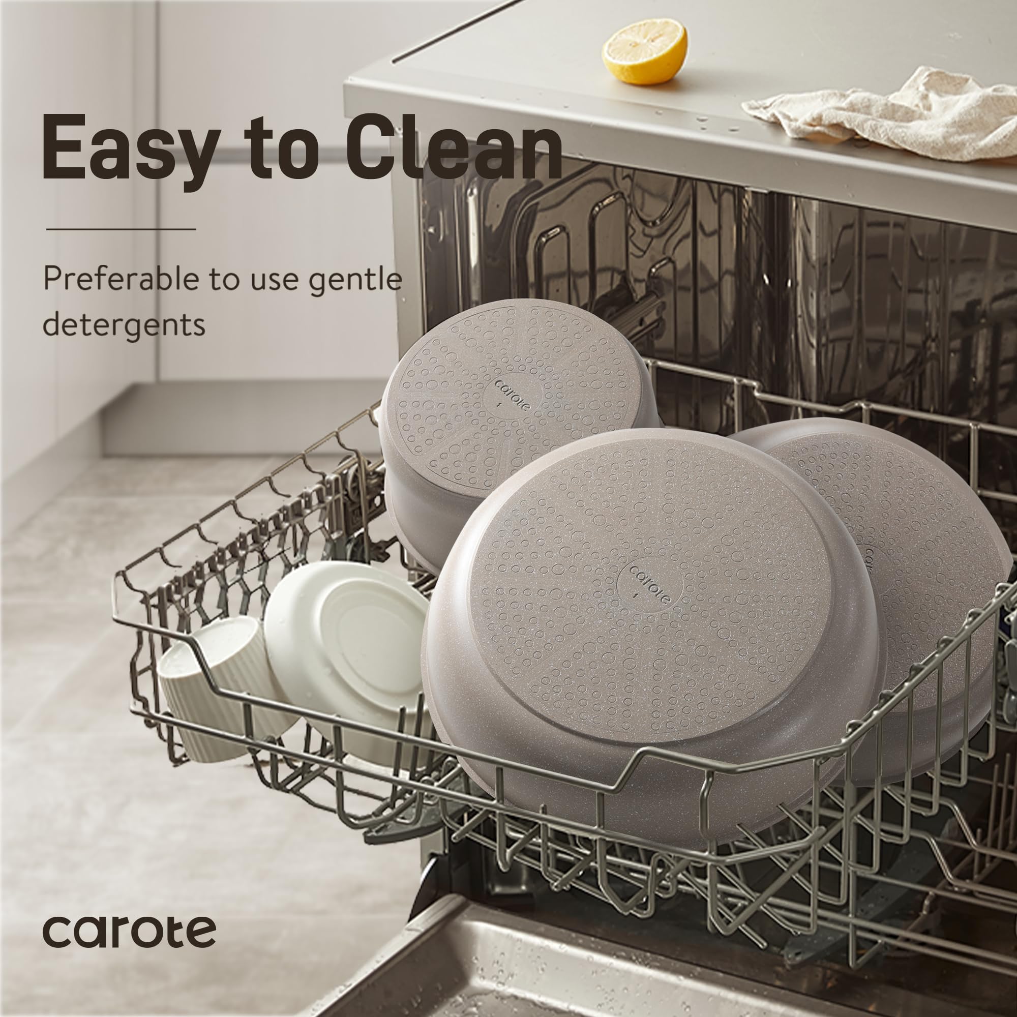 CAROTE 3-quart saucepan with even heat for consistent simmering