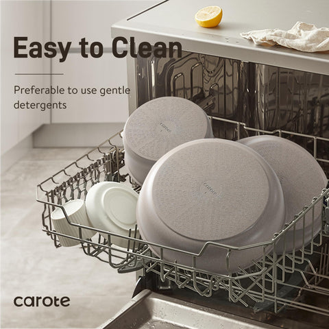 CAROTE 3-quart saucepan with even heat for consistent simmering