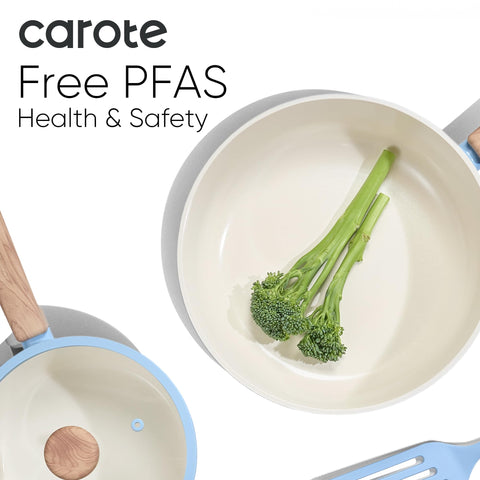CAROTE 5.5-quart stockpot with lid for even boiling of soups.
