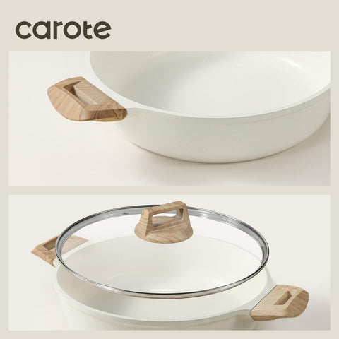 CAROTE 3 Qt stock pot on stove with steam.