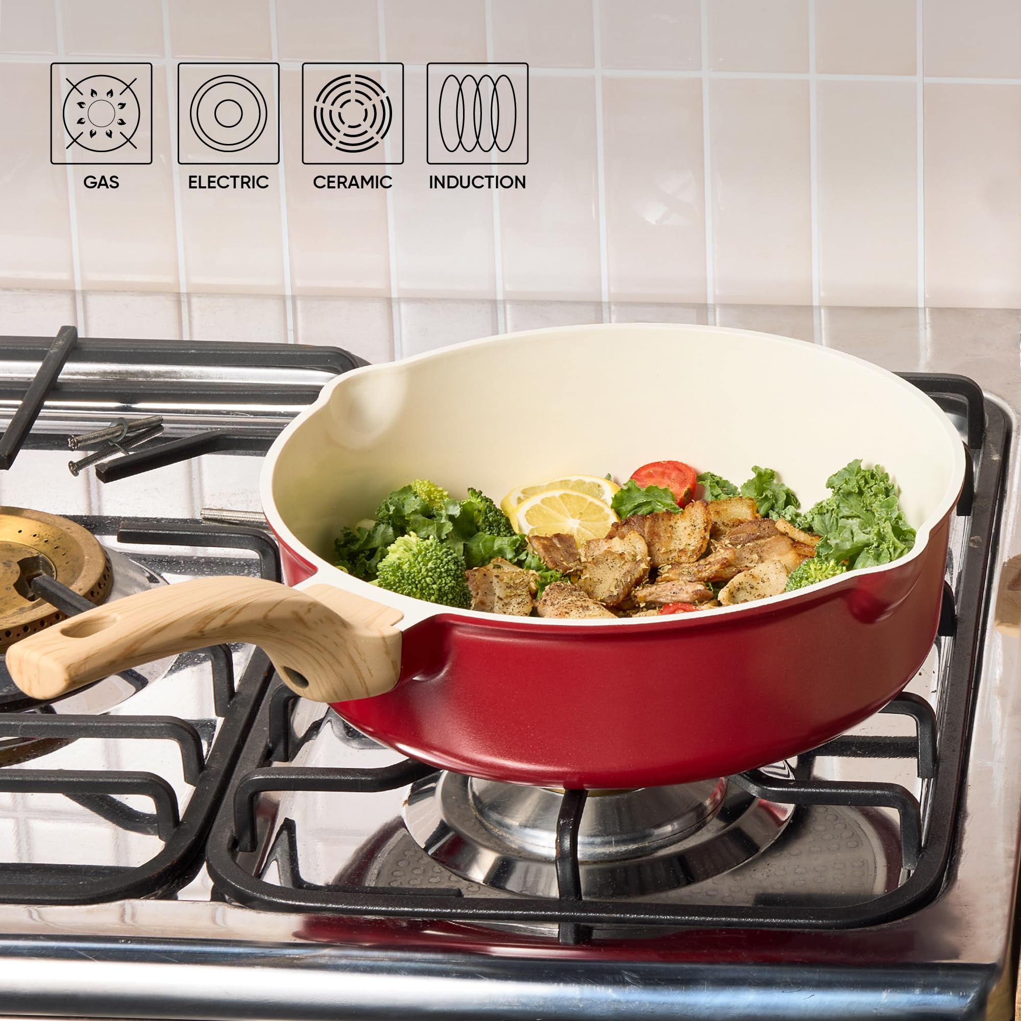CAROTE 4-qt sauté pan with lid for searing and simmering.