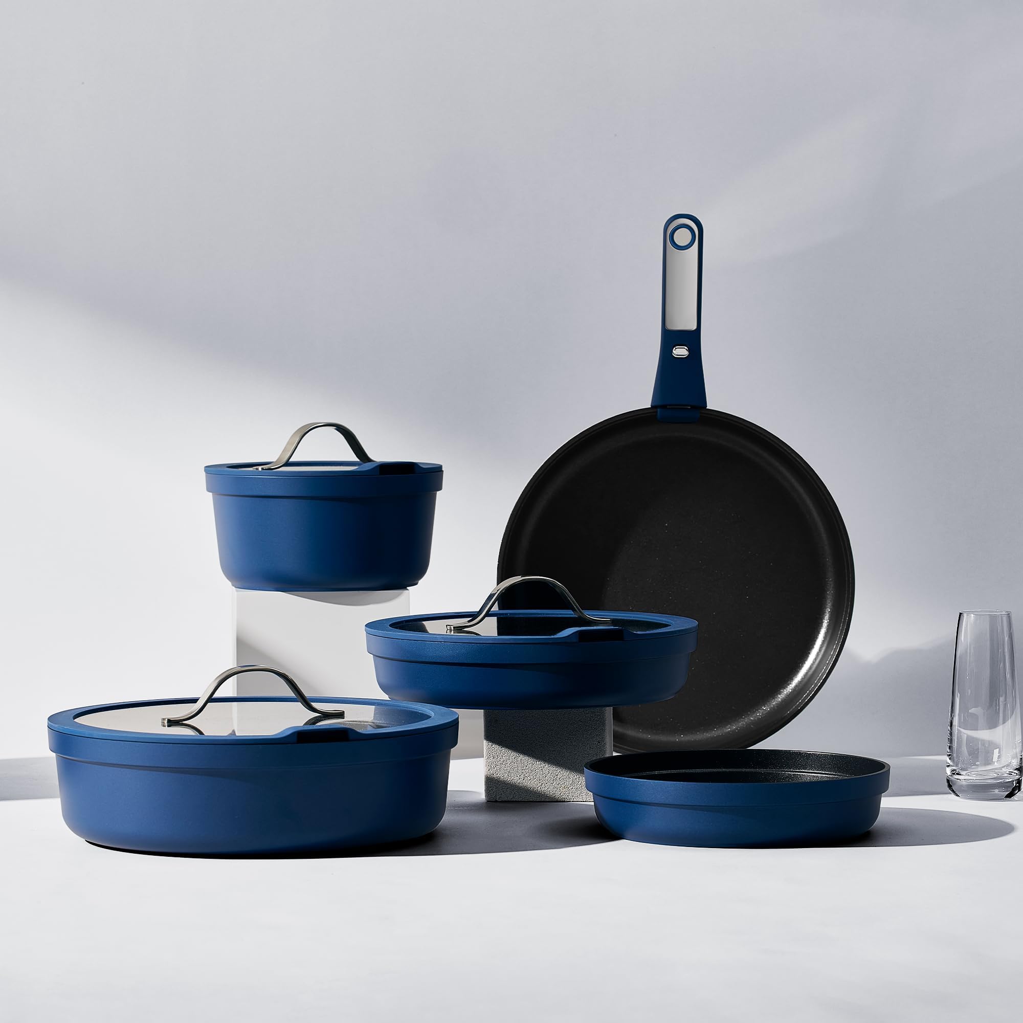 CAROTE 5.5qt saute pan with lid for family meals
