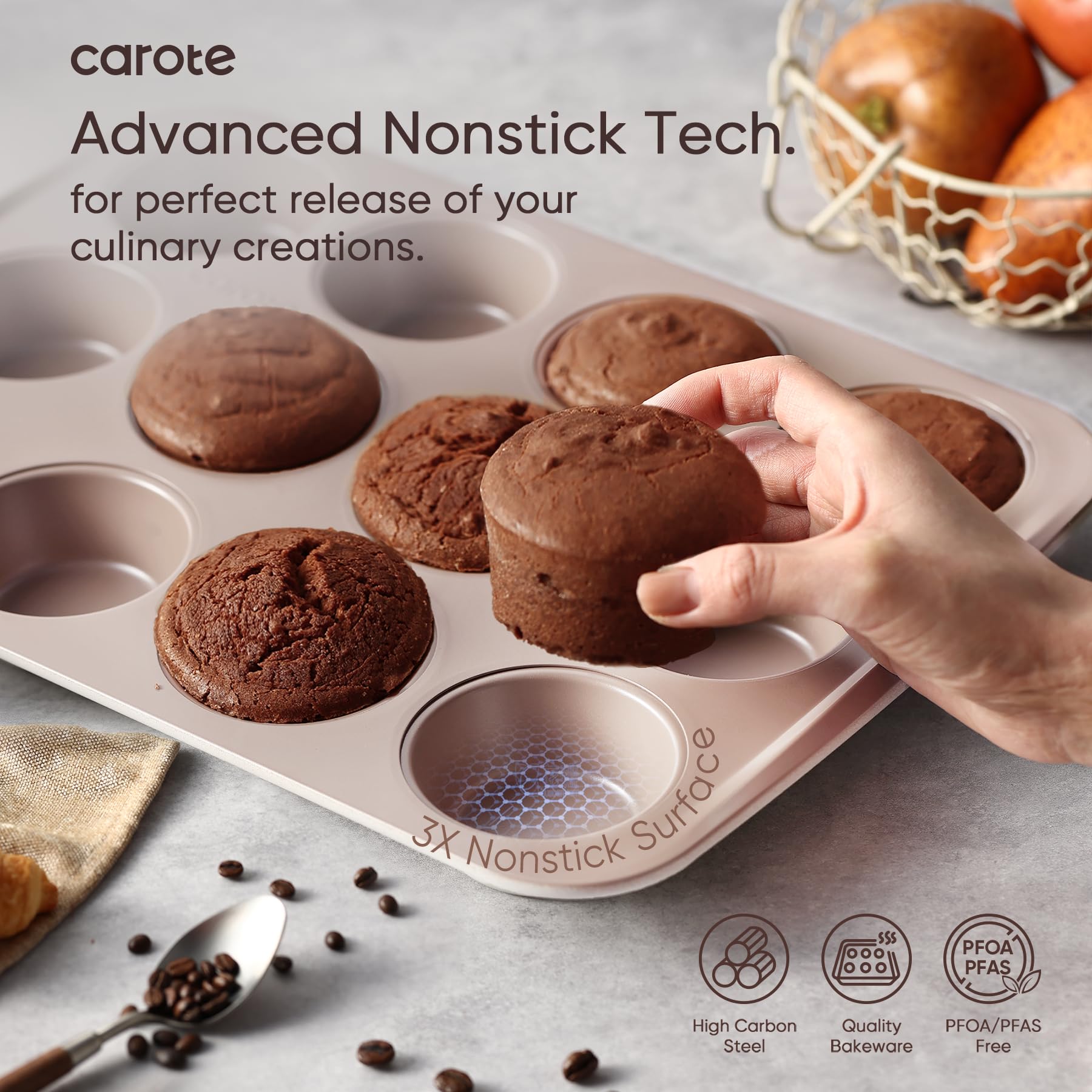 CAROTE loaf pan: consistent bake for sandwiches and quick breads.