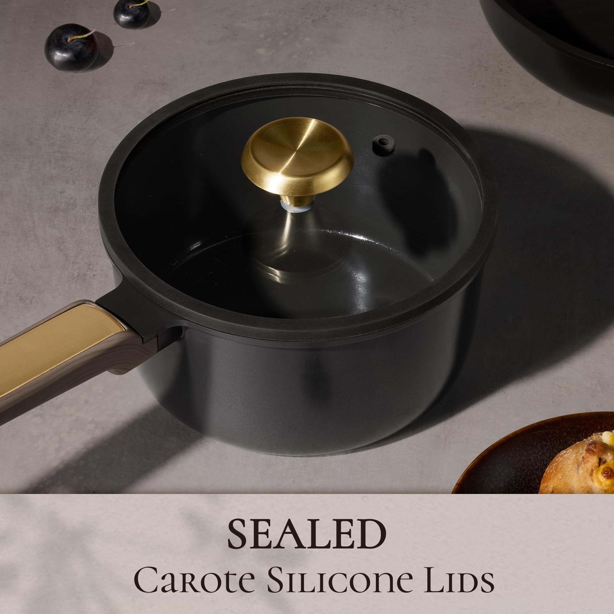 CAROTE five-quart stock pot with lid for soups and stocks