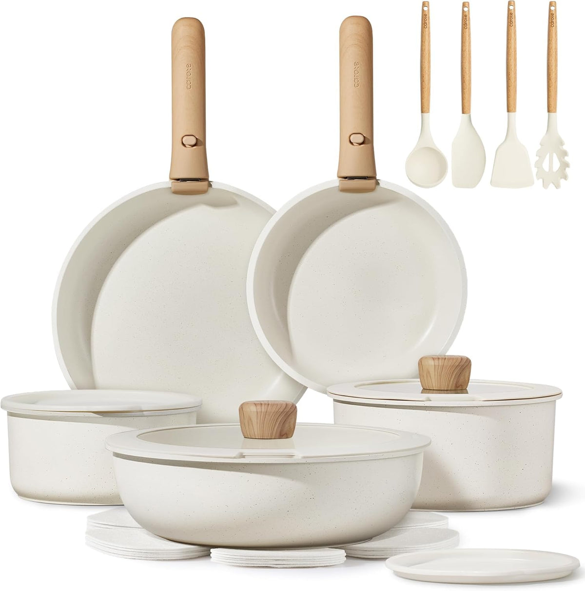 CAROTE detachable-handle pots and pans set for compact storage.