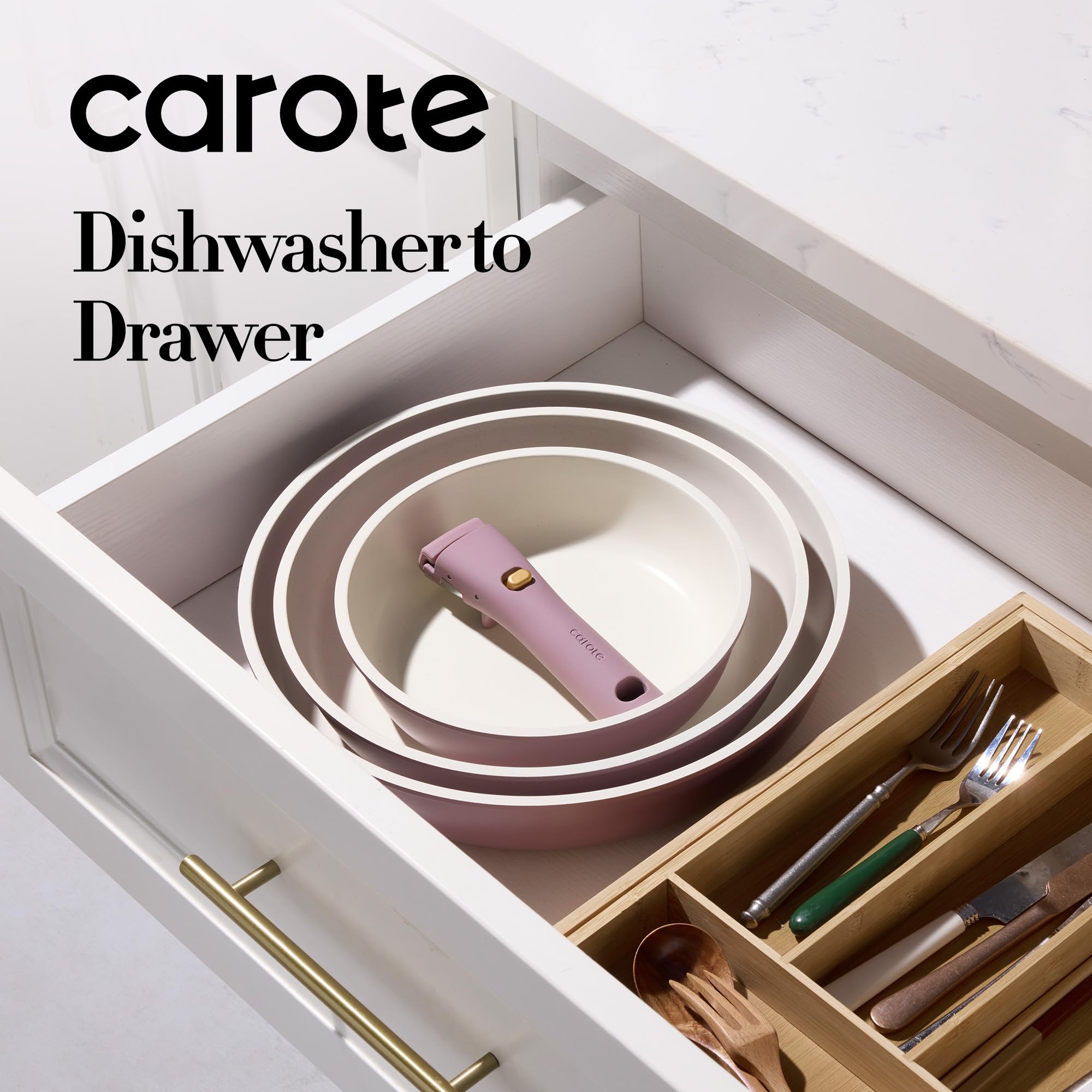 CAROTE detachable-handle shown for easy stove-to-oven transitions.