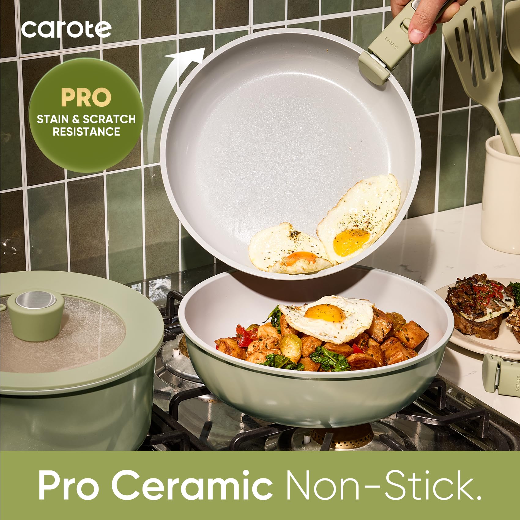 CAROTE detachable handles enable oven transfer and compact storage.