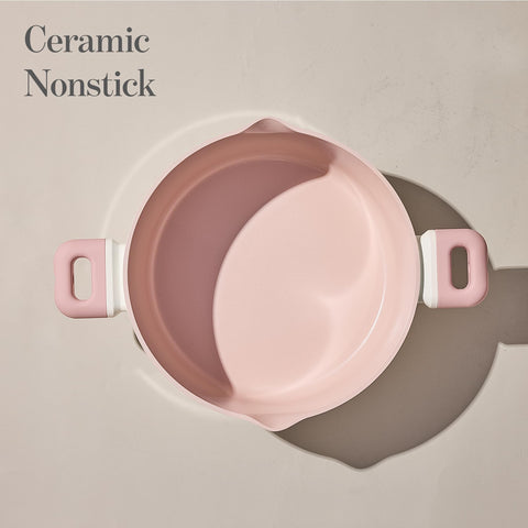CAROTE easy-clean surface that rinses away foods quickly