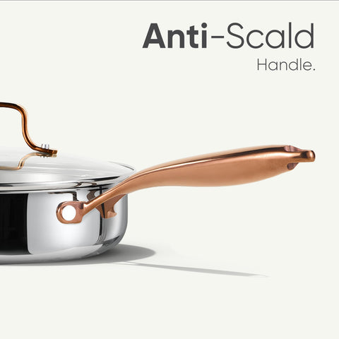 CAROTE frying pan on induction demonstrates versatile compatibility.