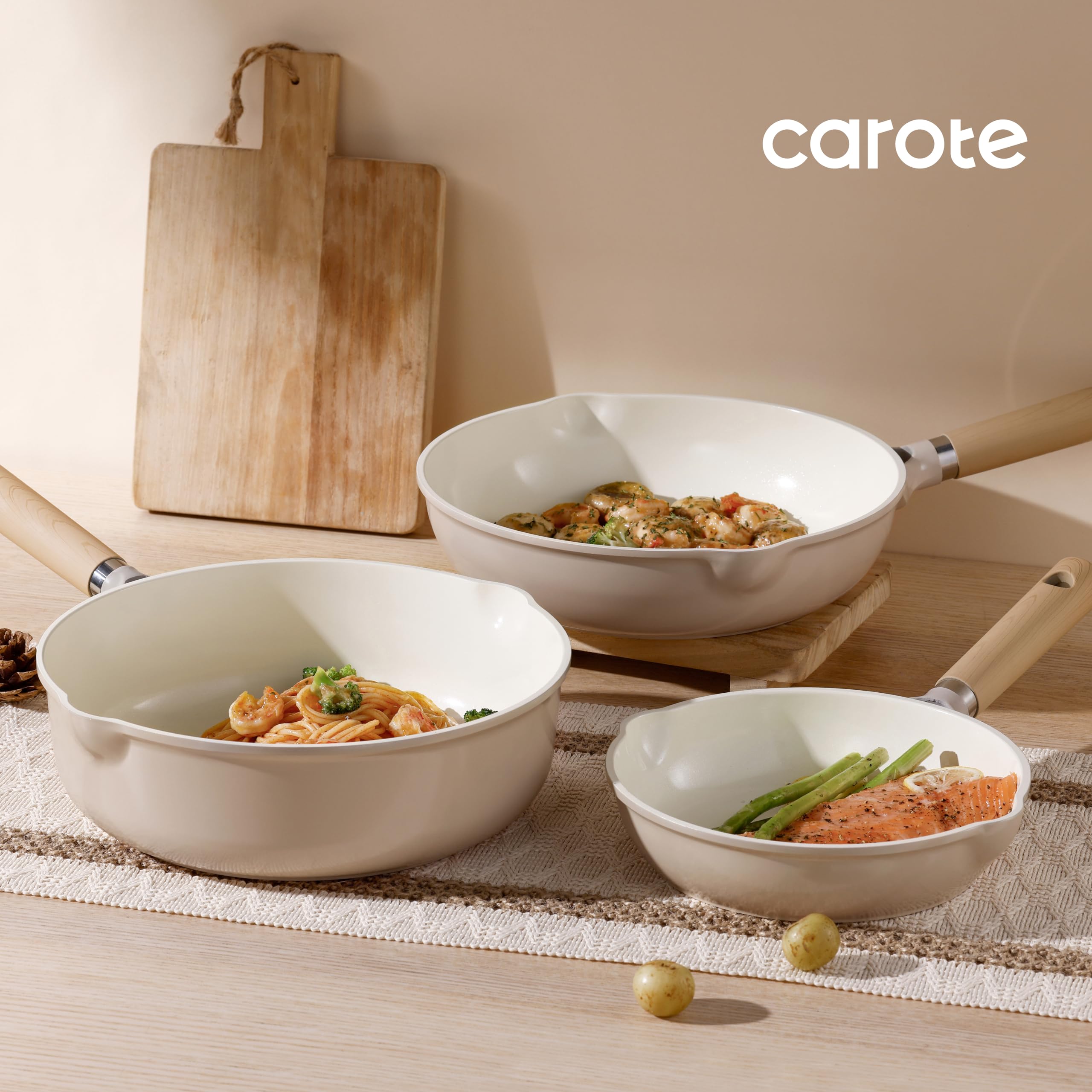 CAROTE lid included for efficient cooking and heat retention