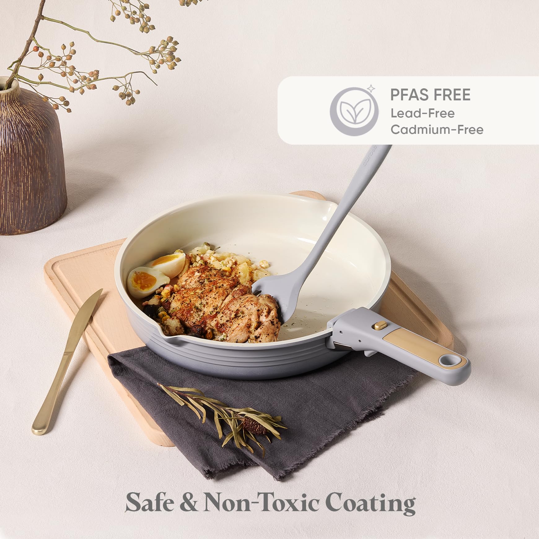 CAROTE nesting design image demonstrates space-saving stackable pots and pans