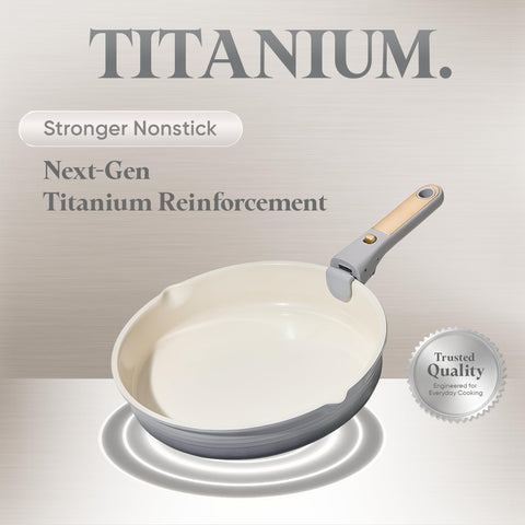 CAROTE nonstick titanium surface visible; easy food release and quick cleanup