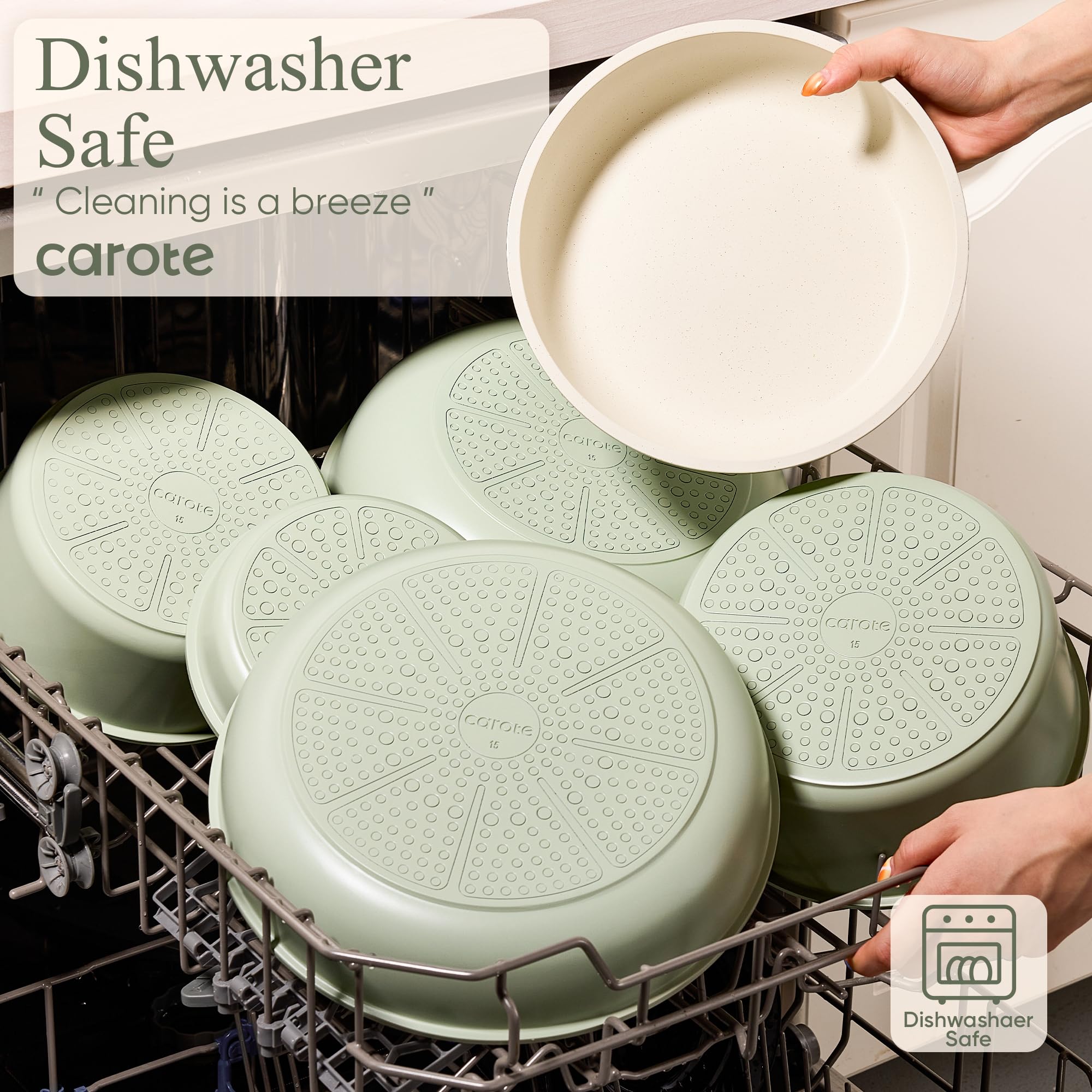 CAROTE removable handle enables oven-to-table transitions during cooking.