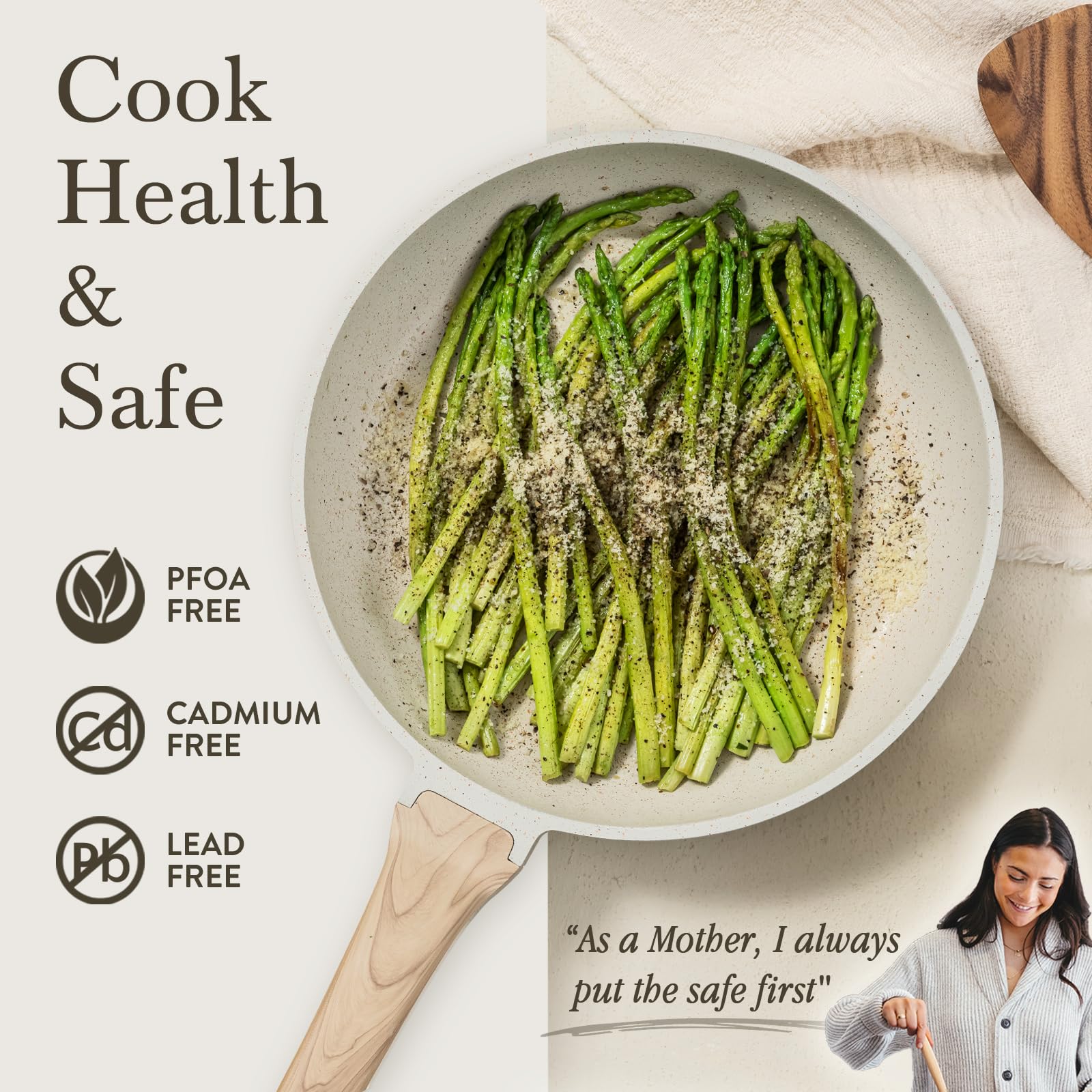 CAROTE spatula included for easy flipping and serving with the set