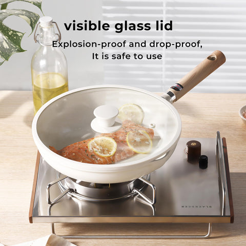 CAROTE stay-cool knob ensures safe lid lifting