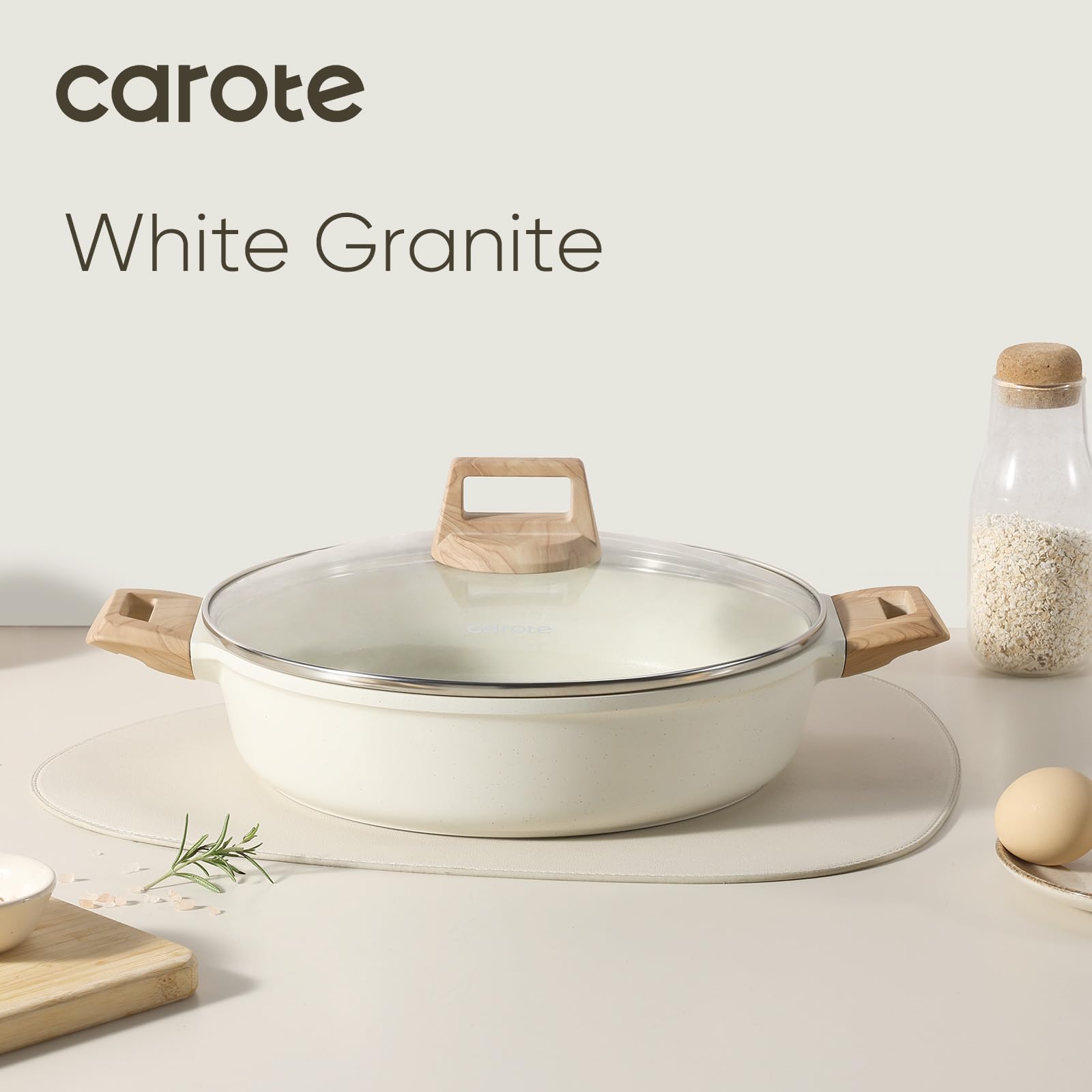 CAROTE interior wipes clean for easy maintenance.