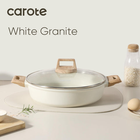 CAROTE interior wipes clean for easy maintenance.