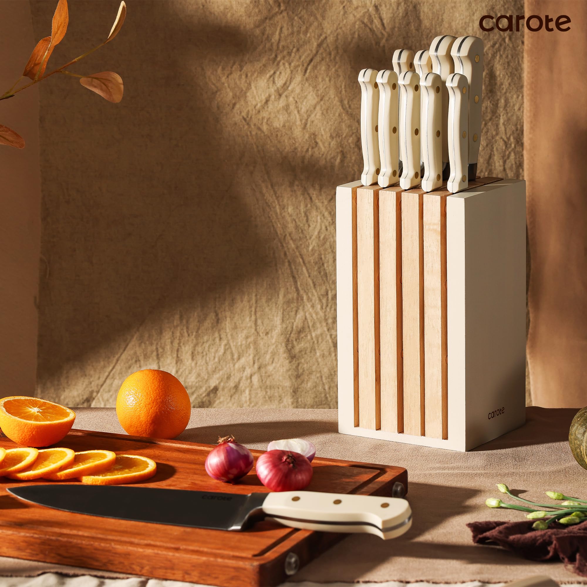 CAROTE wooden magnetic block keeps knives secure and accessible.