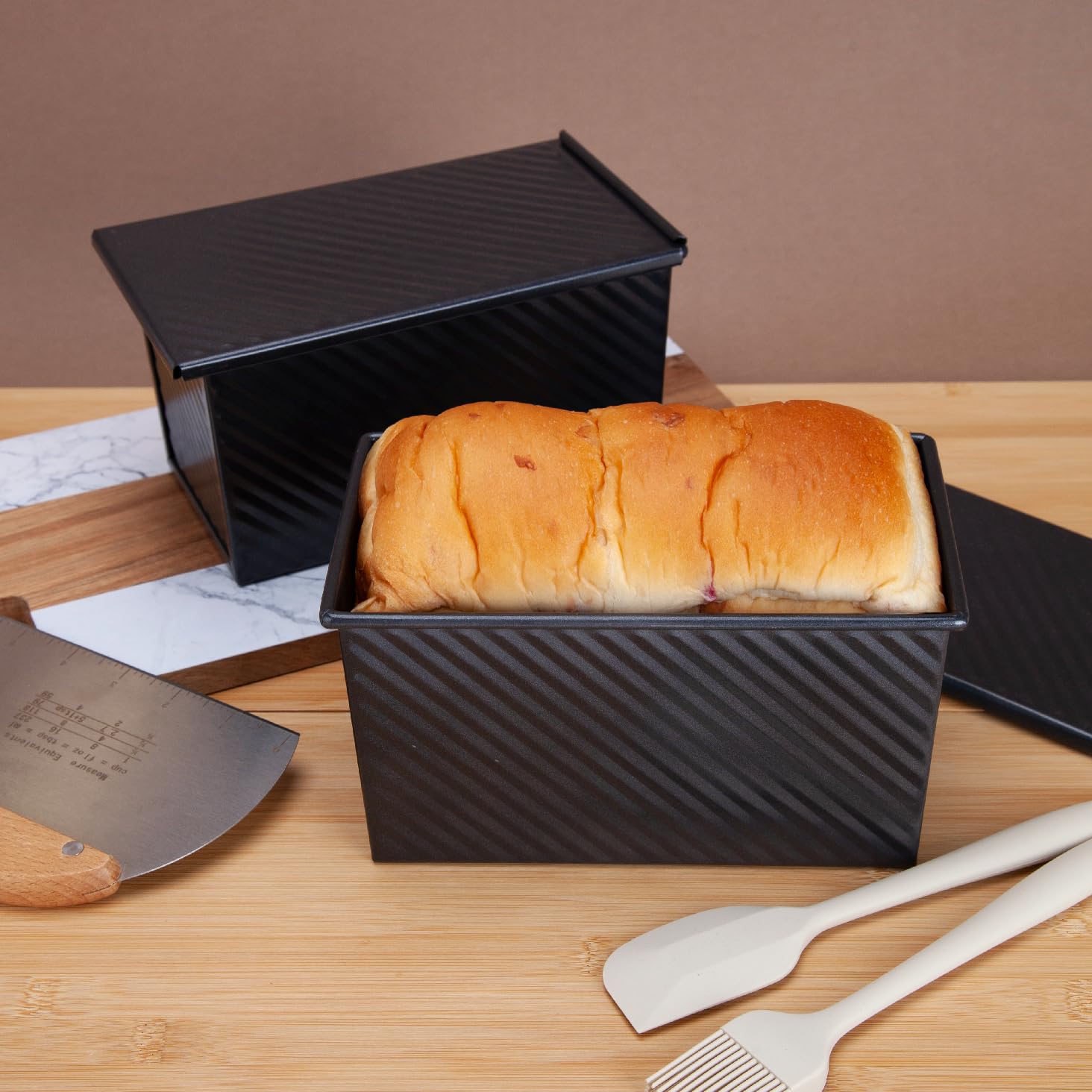 CARTMAN non-stick carbon steel bread pan for simple cleaning