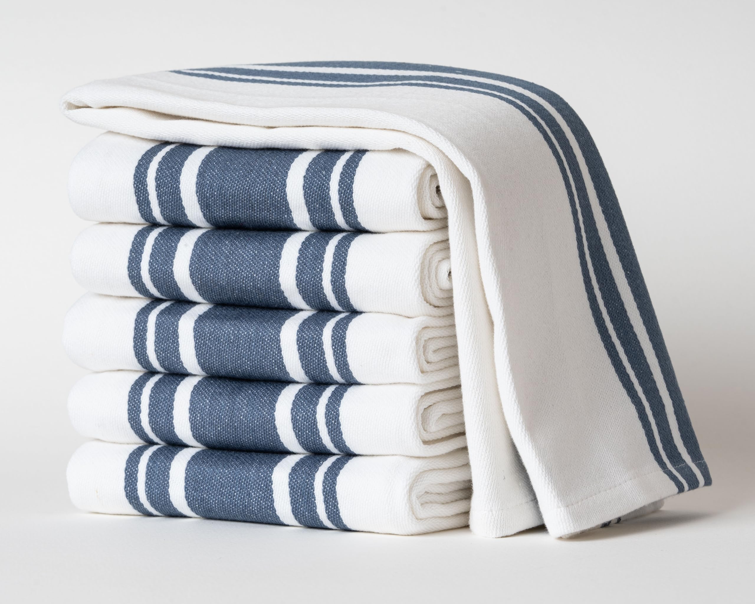 Casa De Lan 20 by 30 inch towel ideal for drying dishes.