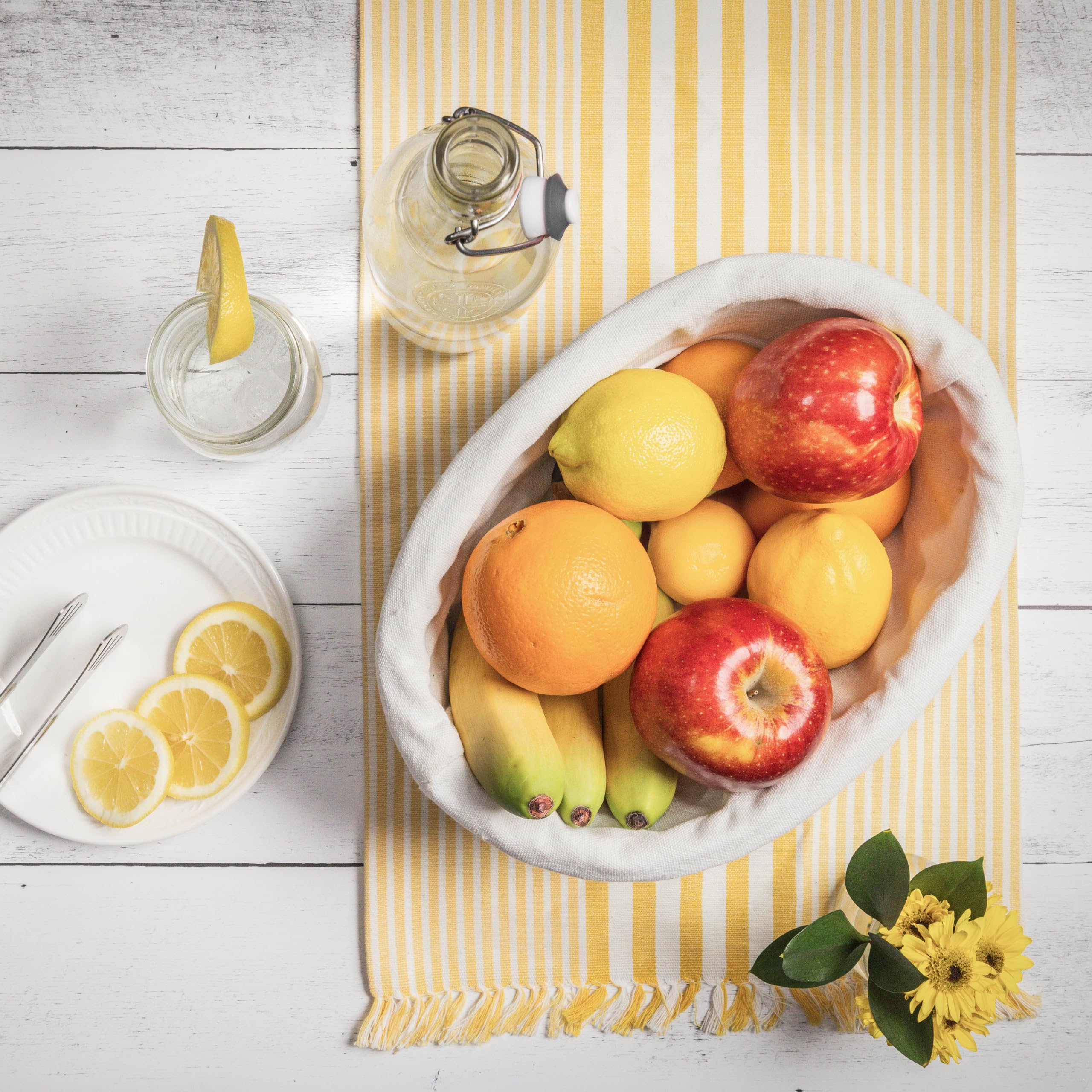 CASADEMA gift-worthy bread basket for hosts and bakers.