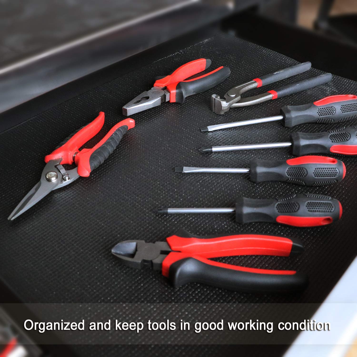 CASOMAN cutting grid assists precise sizing and layout planning.