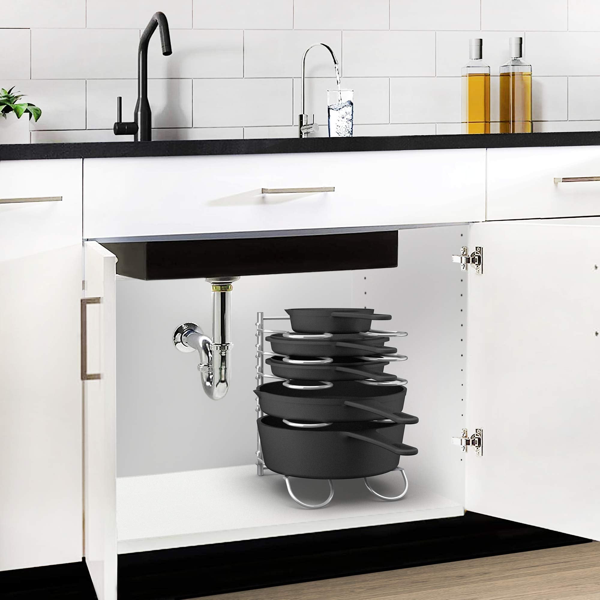 CAXXA dimensions adapt to various sizes in small kitchens.