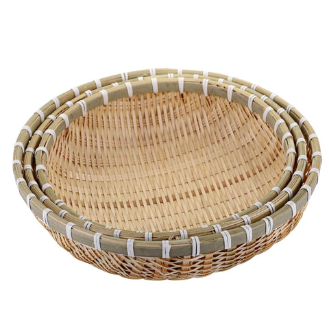 Cedilis natural fruit tray adds warm rustic charm