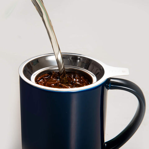 CEEFU bamboo coaster adds natural protection for surfaces