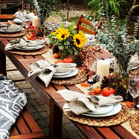 Heat-resistant surface helps protect tabletops during hot dishes.