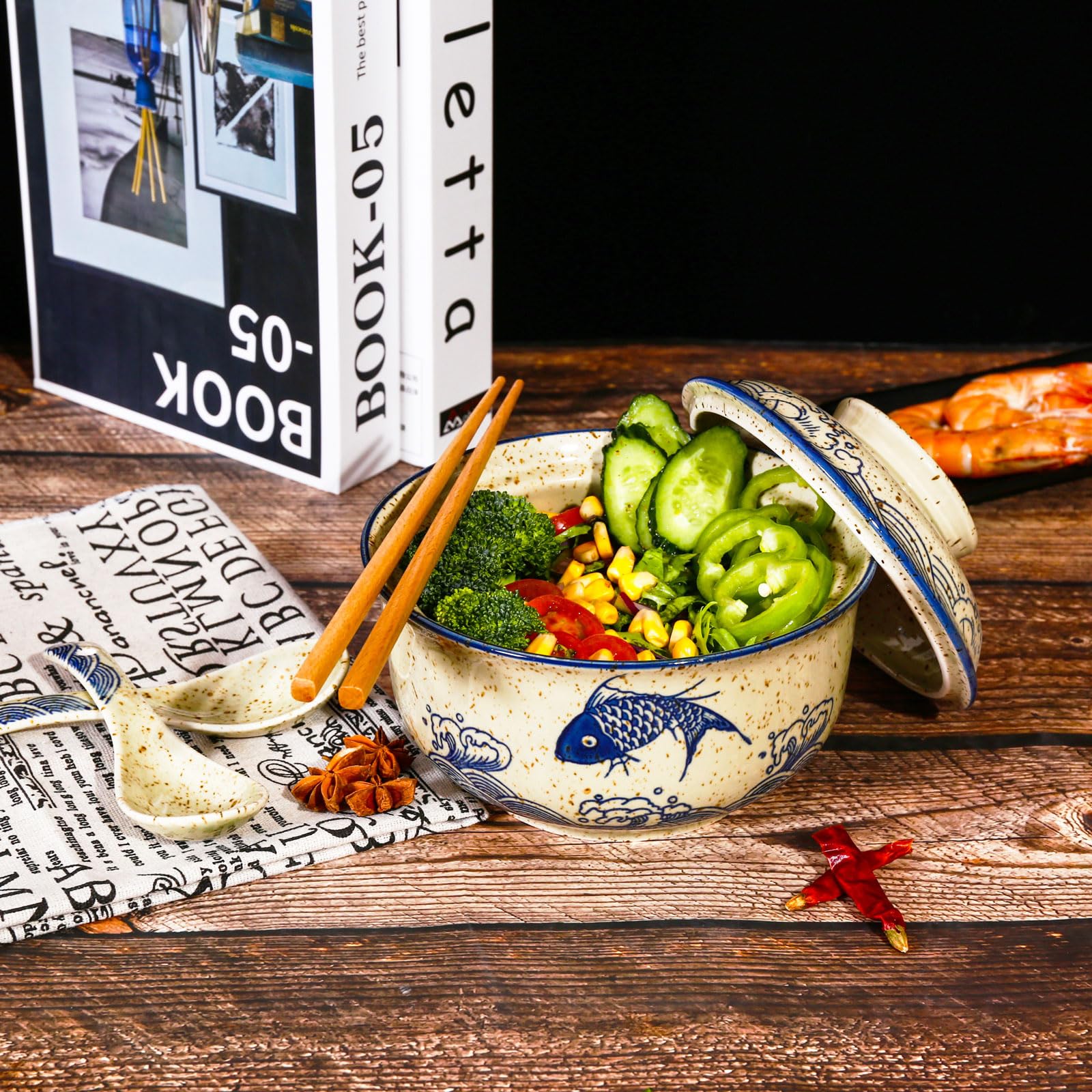 Ceraozmus bowls pair well with soups, desserts, or cereals.