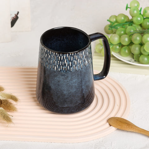 Ceraozmus star blue mug in kitchen for versatile use
