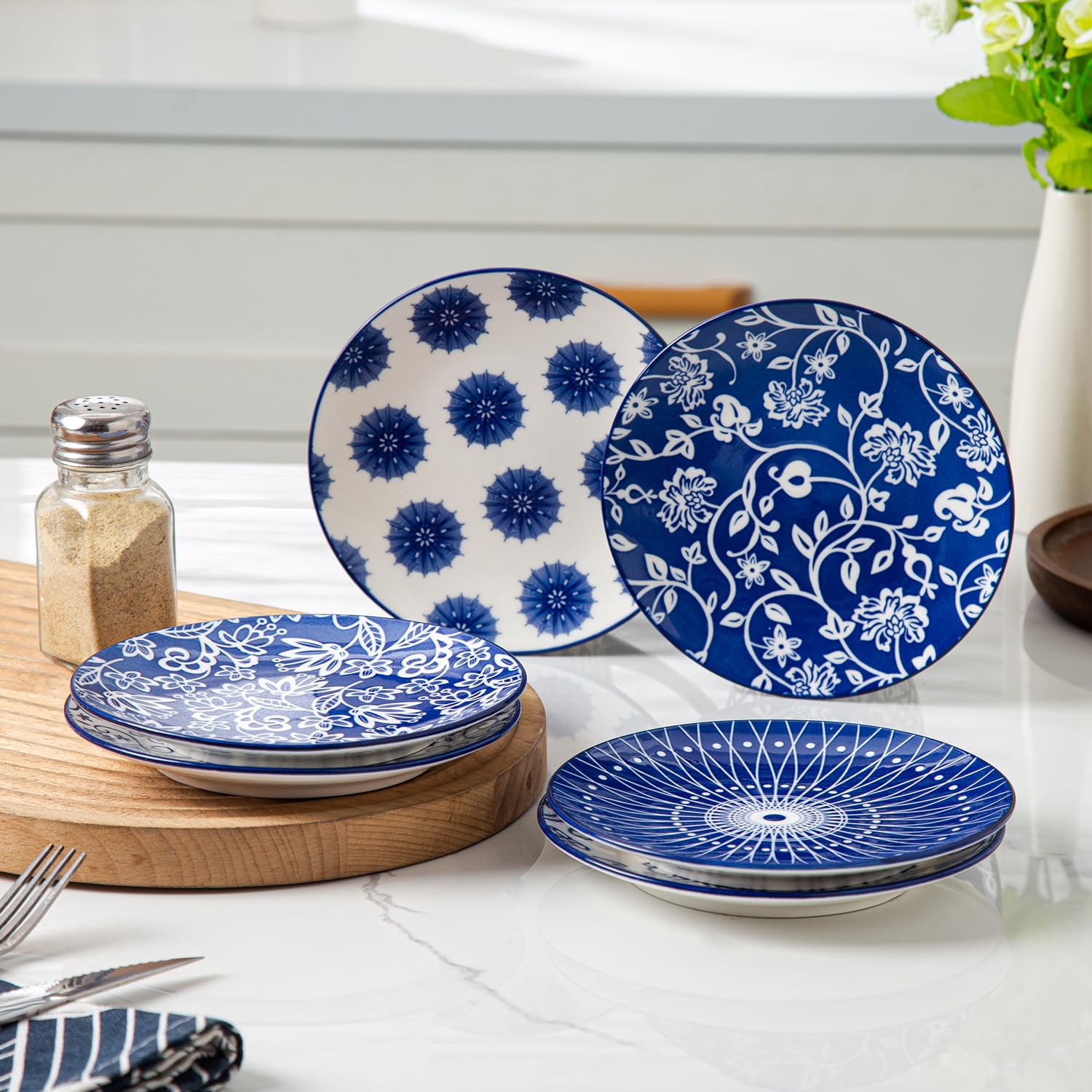 Cerkik versatile 6-inch plate for meals, snacks, or display