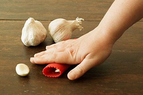 Cestari odor-resistant silicone peeler keeps kitchen smelling fresh