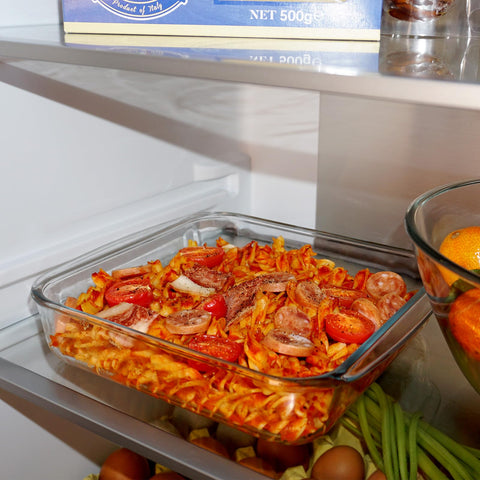 CGNWEEPS dishwasher-safe glass bakeware, easy cleanup after family meals.