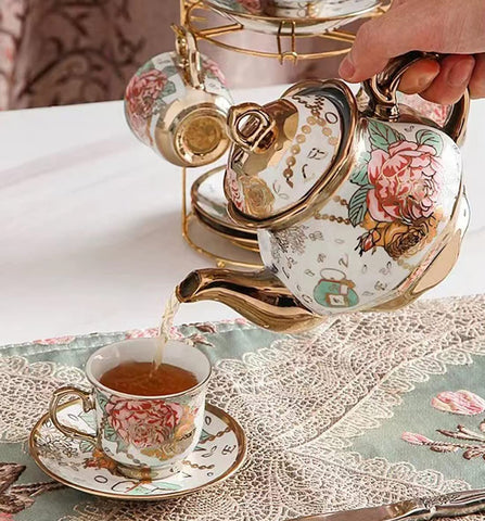 CHANJOON spoons accompanying the six-person tea service