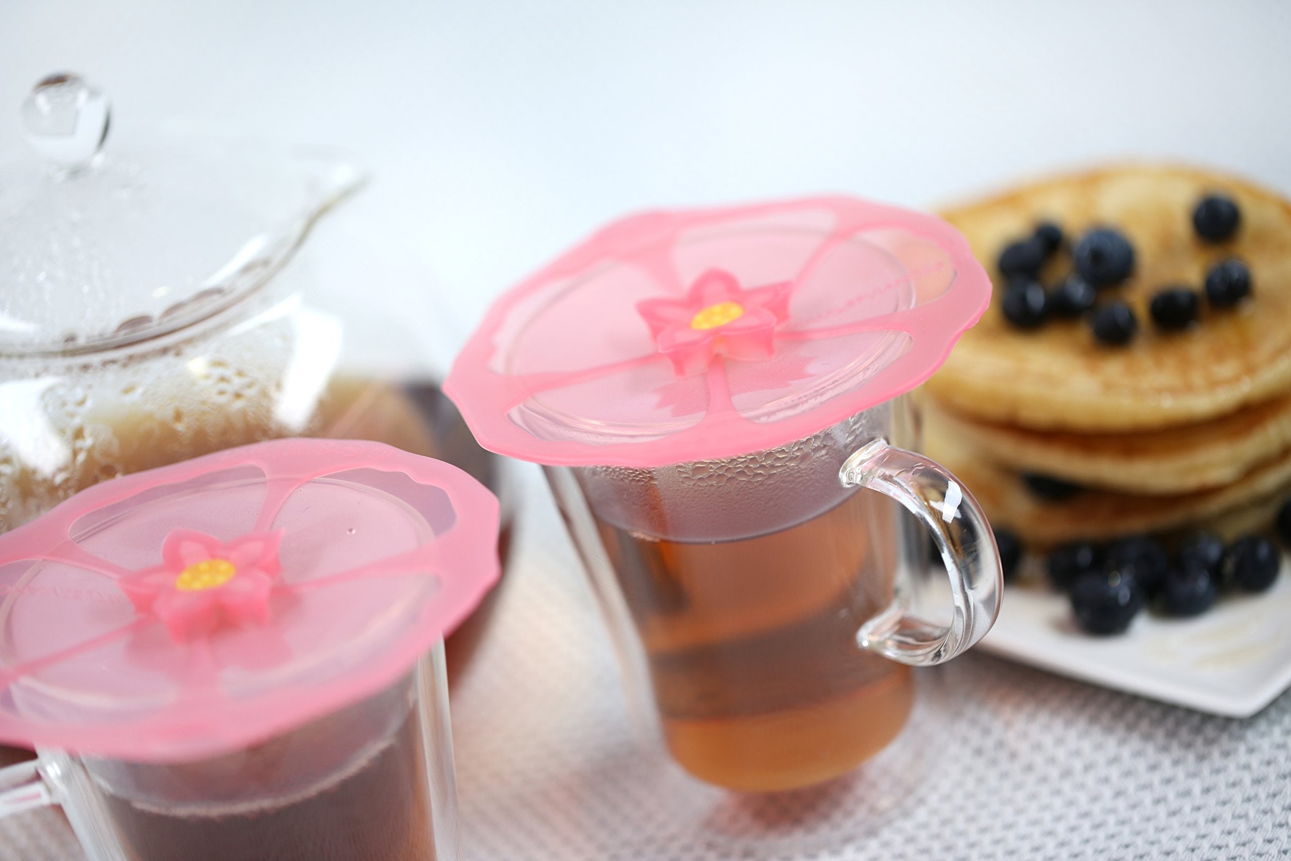 Charles Viancin hibiscus drink cover set 2 pink design prevents spills and insects.