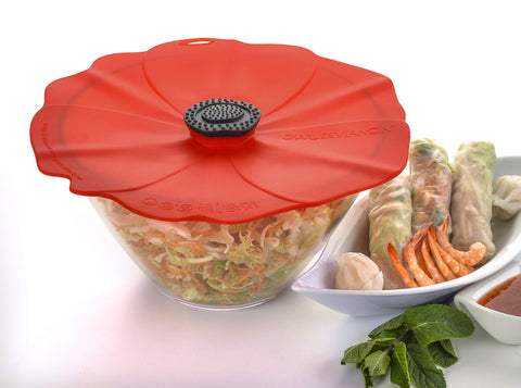 Charles Viancin Poppy lid helps reduce fridge odors and waste.