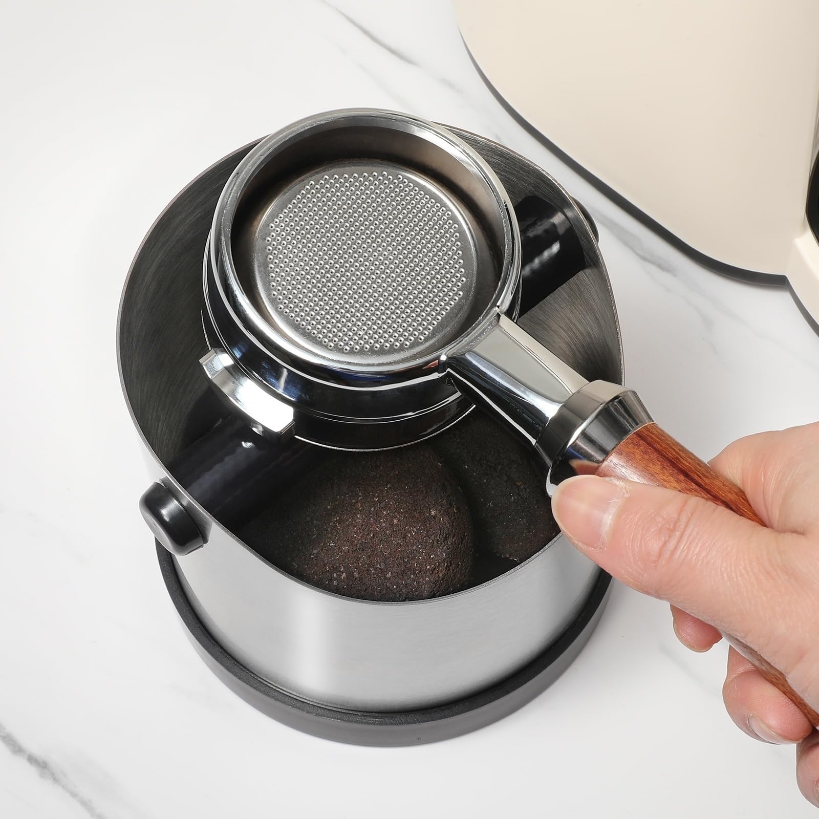 CHDEXU 700ml capacity keeps up with daily use