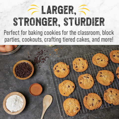 Checkered Chef cooling rack set makes a thoughtful gift for bakers.