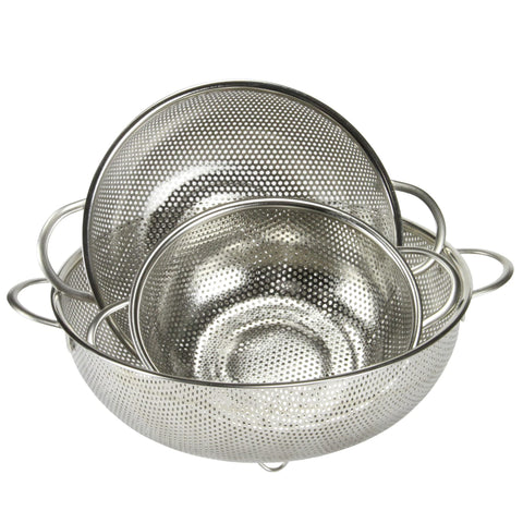 Chef Craft Select colander, vegetables and pasta ready for rinsing and draining.