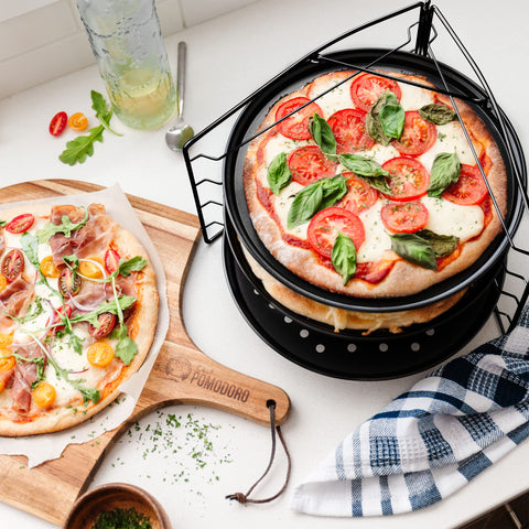 Chef Pomodoro heat distribution ensures crisp edges and even browning.