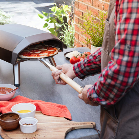 Chef Pomodoro 9-inch peel ideal for transferring pizzas and pastries.