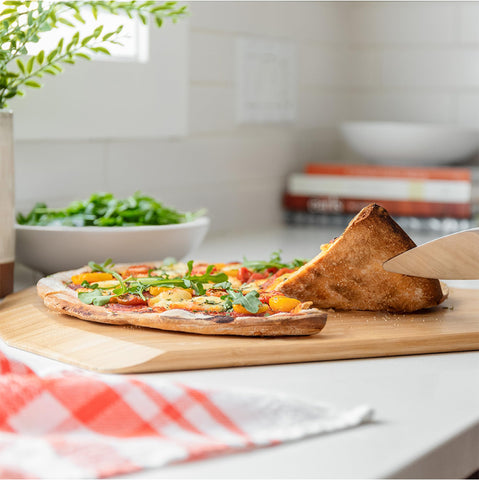 Chef Pomodoro pizza steel lifting holes enable safe, simple handling