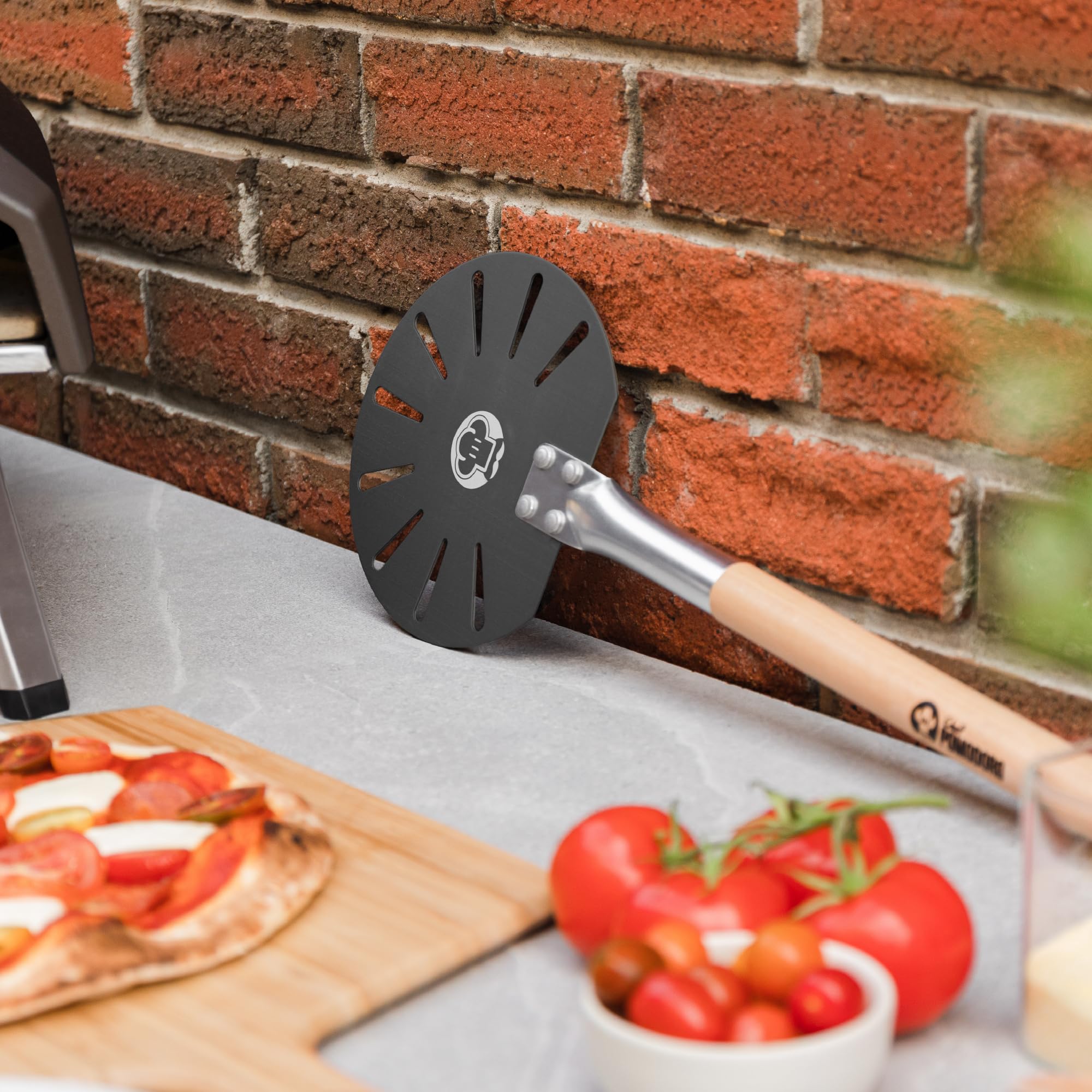 Chef Pomodoro compact storage friendly turning peel fits small kitchens.