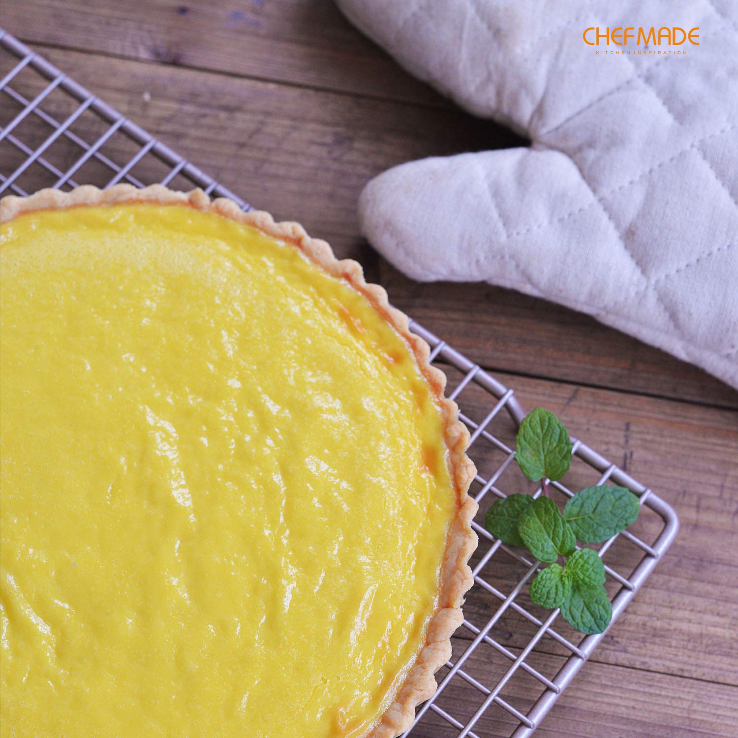 CHEFMADE suitable for family dinners and dessert banquets with style.